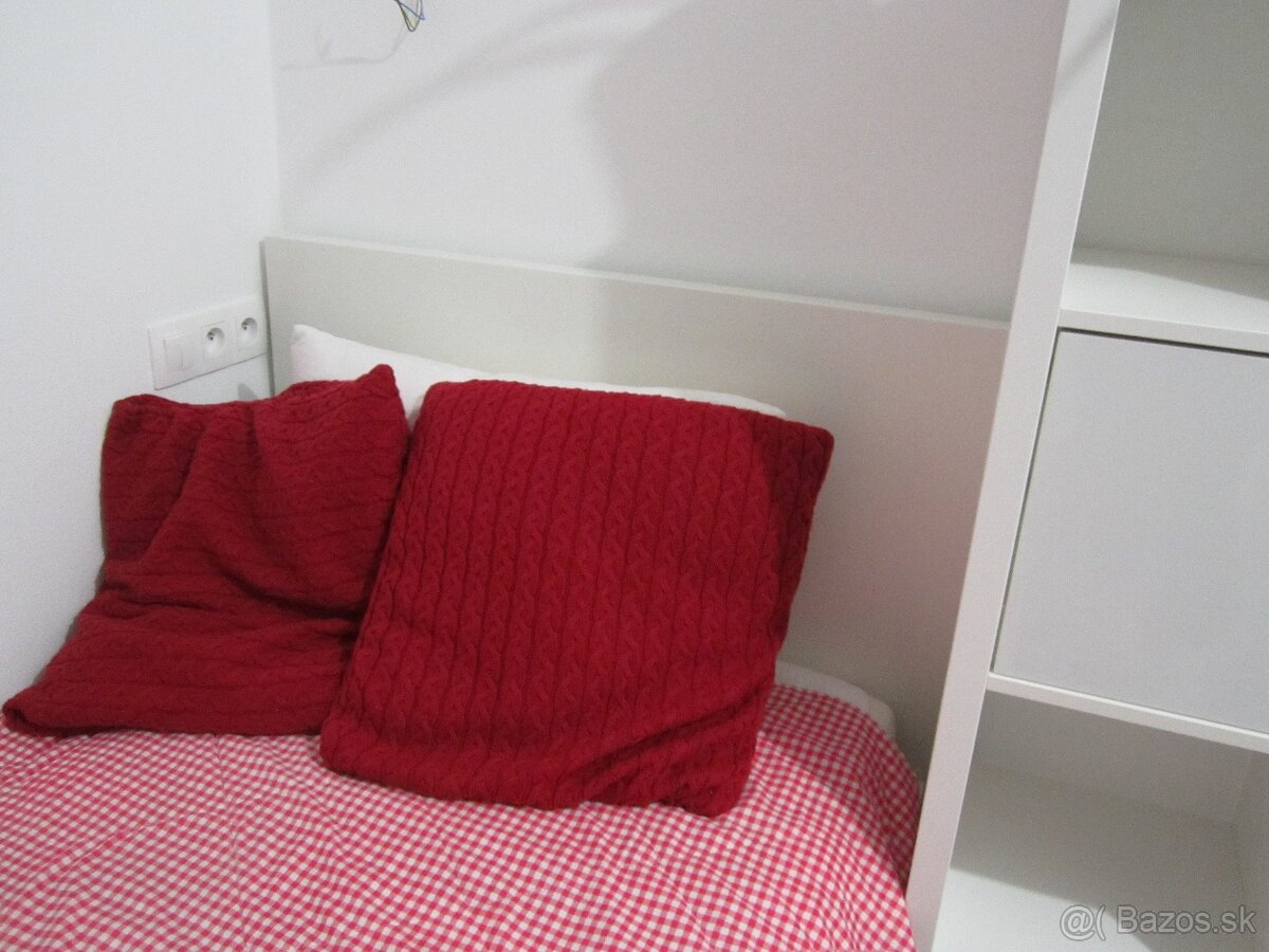 Posteľ zn. IKEA - 5