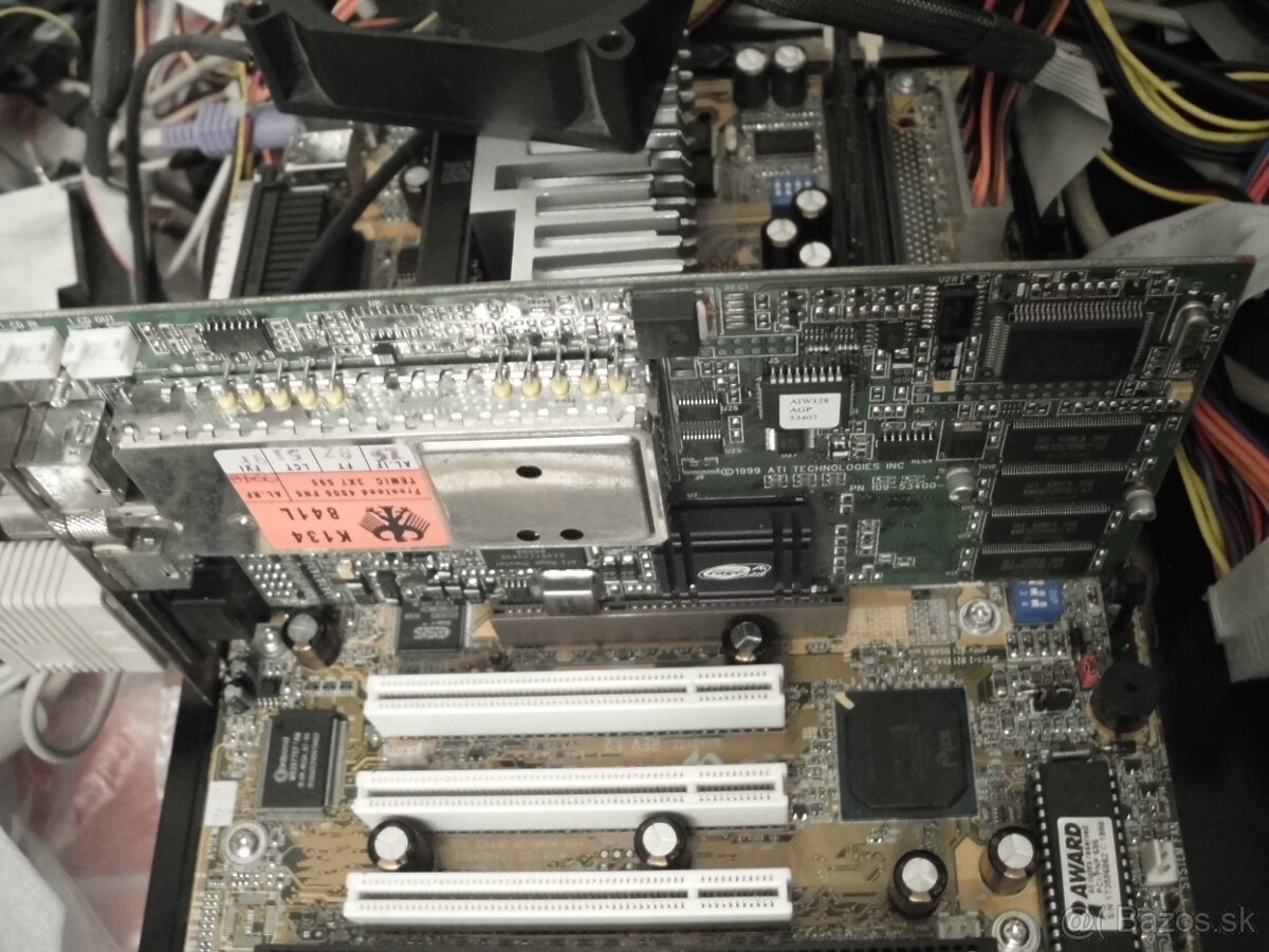 Retro grafická karta ATi All-in-Wonder 128 32MB AGP - 5