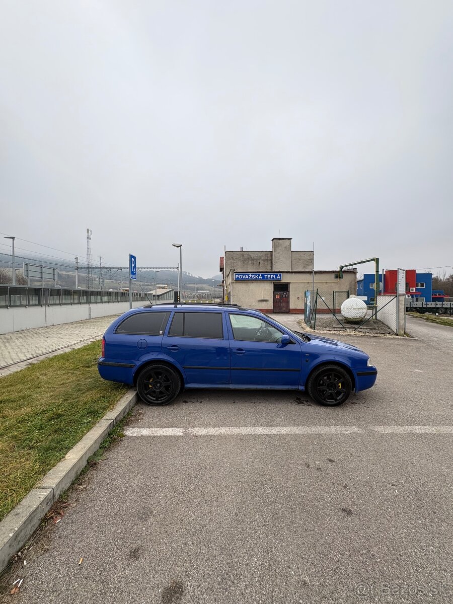Škoda Octavia 1 - 5