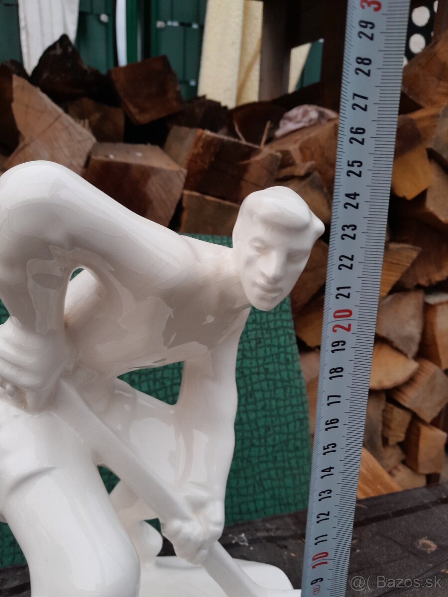 Predám sošku hokejista - 5