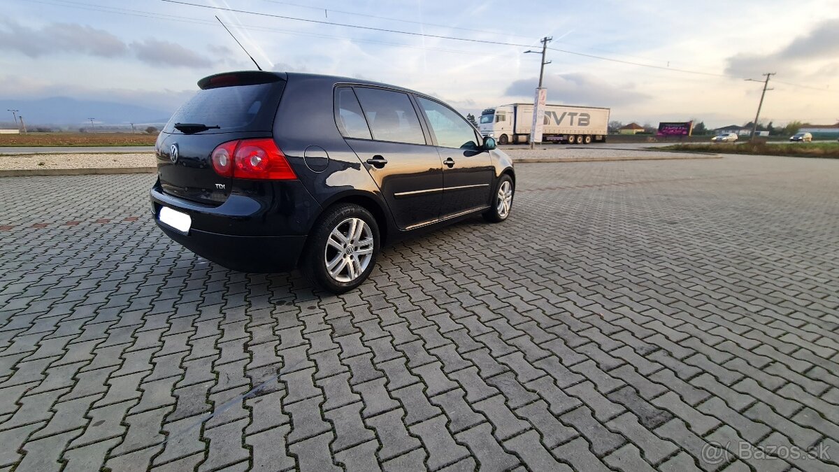 Volkswagen Golf V 1,9 Tdi 77kw Zeder Bez hrdze slušný stav - 5