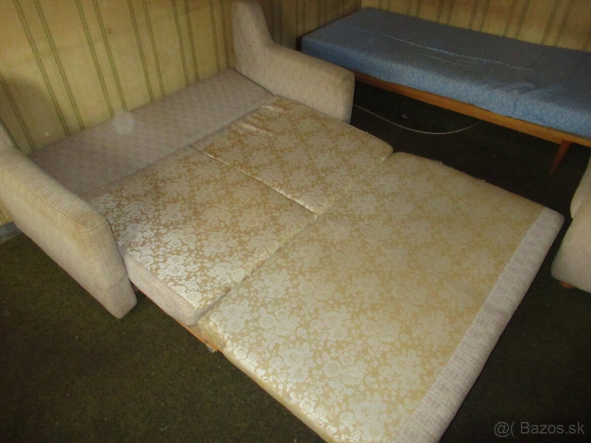 Predám vybavenie obývačky sedačka kreslá posteľ stolík - 5