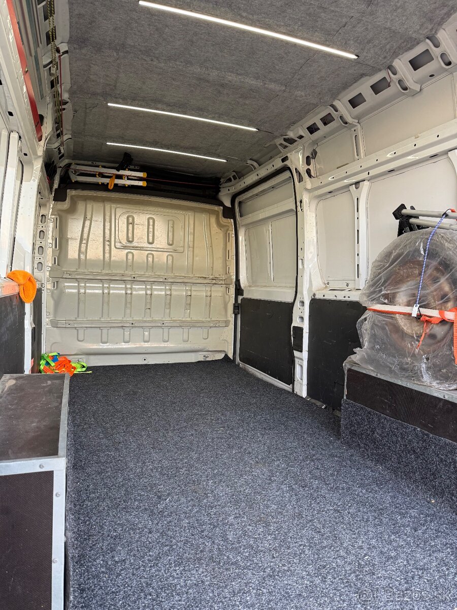 Predám Citroën Jumper 2,2 HDI 96 kW 2014 - 5