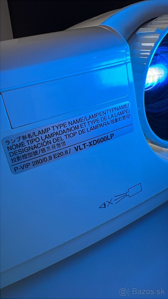 Projektor Mitsubishi WD620U - 5