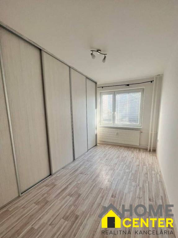 PREDAJ : 3 IZBOVÝ BYT, GEN.KLAPKU, KOMÁRNO - 5