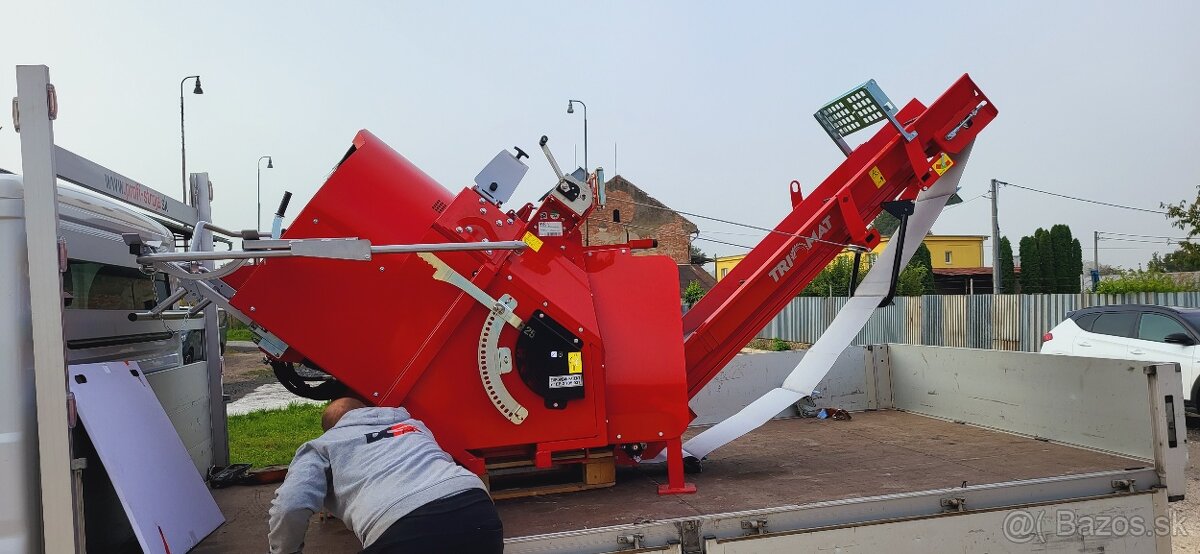 Amr Triomat - PTO + El 400 V - poloautomatický cirkulár Auto - 5