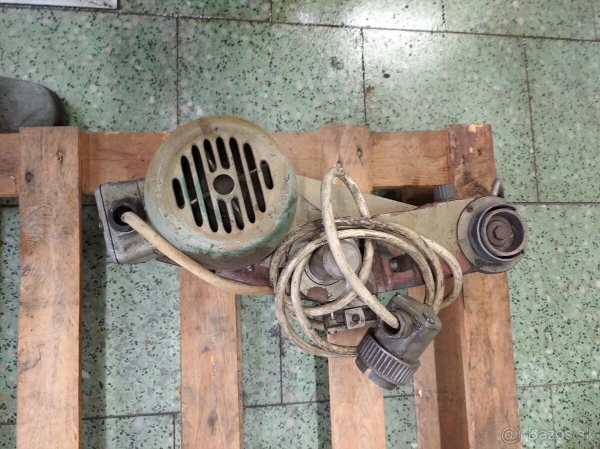 Bruska na otvory ČZ Strakonice BDU 50 (7049) - 5