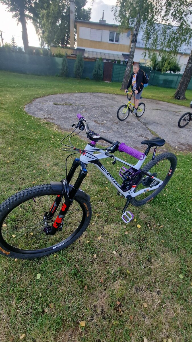 Mondraker superfoxy r 2022 - 5