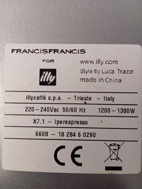 Predam kavovar ILLY Francis - 5