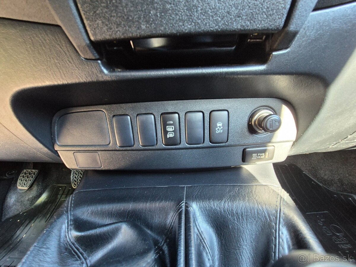 Toyota hilux 2015