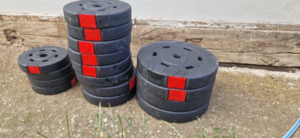 Predám posilňovací stroj + závažia - 5