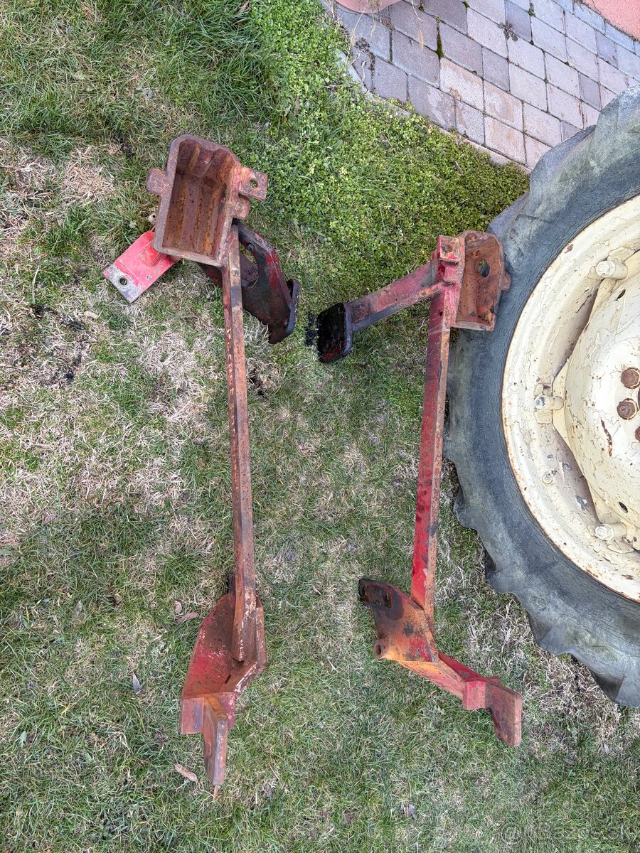 Čelný nakladač na traktor - 5