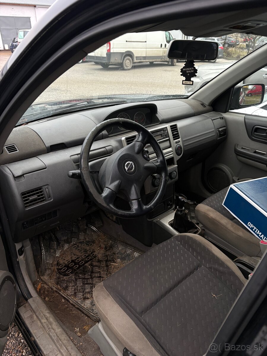 Rozpredam Nissan X-Trial T30 - 5