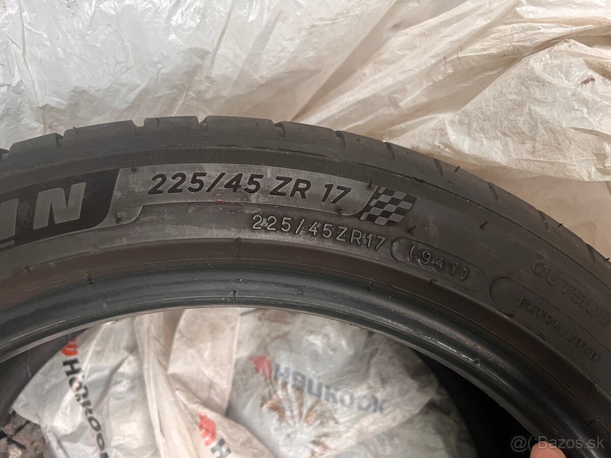 Michelin Pilot Sport 4 - 5