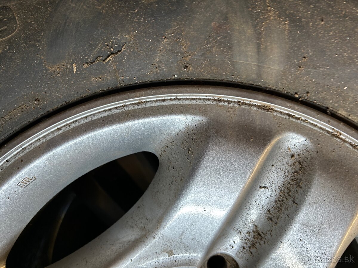 Toyota Land cruiser rezerva 265/70 R16