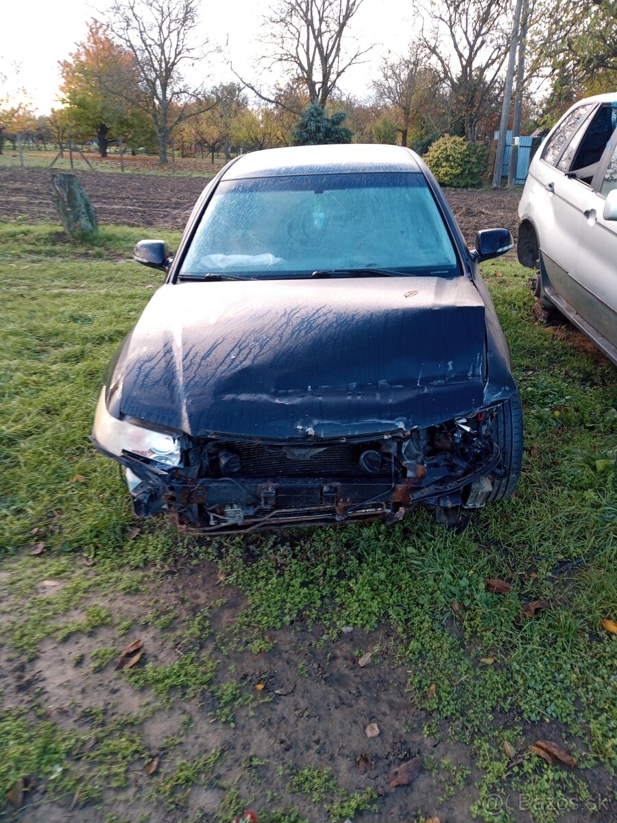 Honda accord g7 2.2i-cdti 2005 na náhradné diely - 5