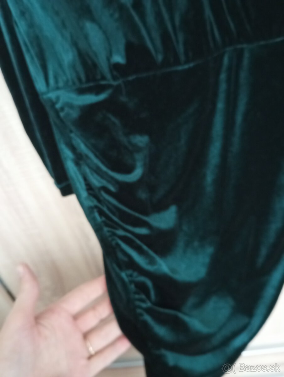 Velurove zelene šaty Reserved M dlhý rukav vianočné - 5