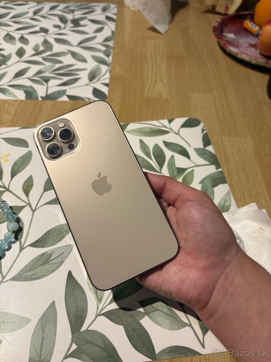 📱 iPhone 12 Pro Max 🔸 Stav: výborný, bez škrabancov a pošk - 5