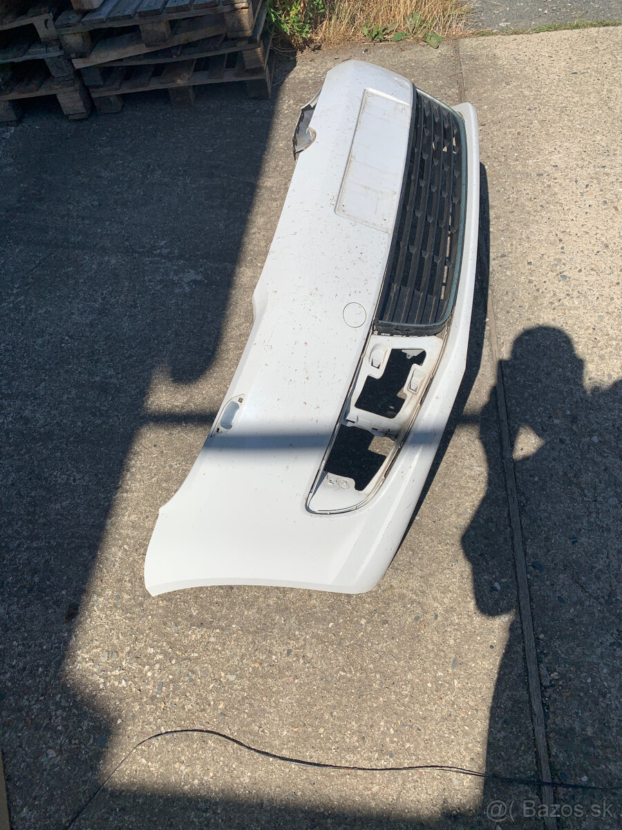 predni naraznik vw touran caddy 10-14 bily - 5