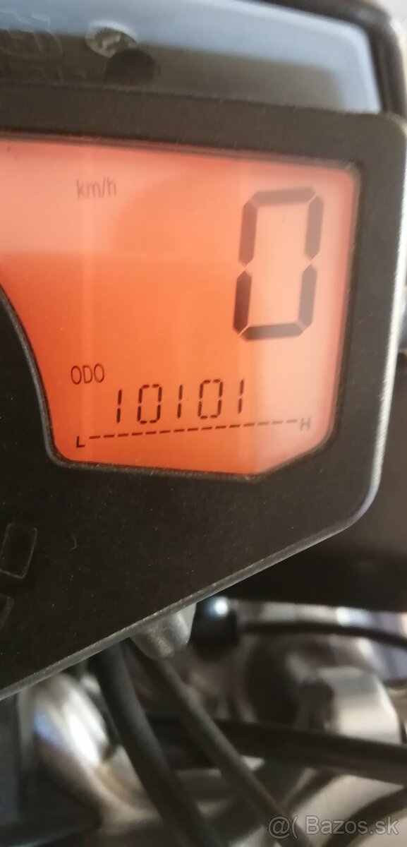 HUSQARNA TR - 650 TERRA 10 101km