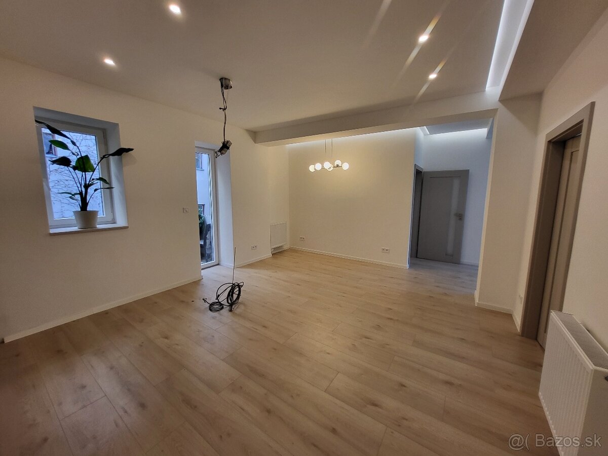 Výnimočný 4 izbový byt Palisády - 5