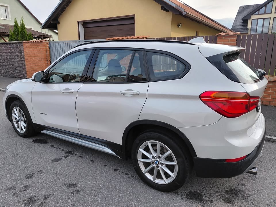 BMW X1 220d xDrive 140kw výbava xLine, + zimní pneu - 5