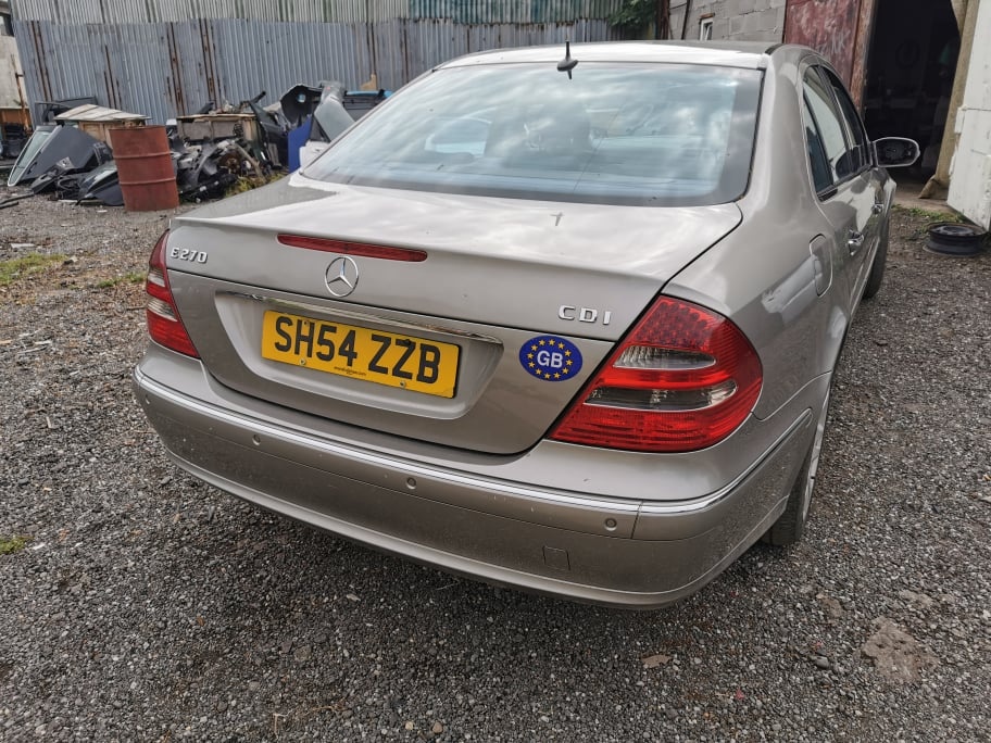 predam diely na mercedes benz w211 e320cdi 165kw V6 mercedes - 5