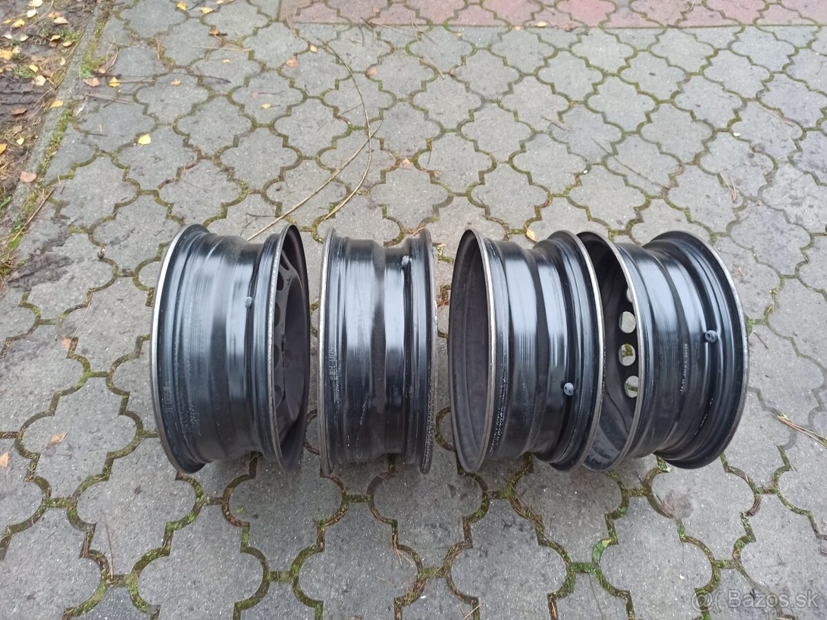 Ocelove disky 16 z Wolksvagen Golf 4 ks - 5