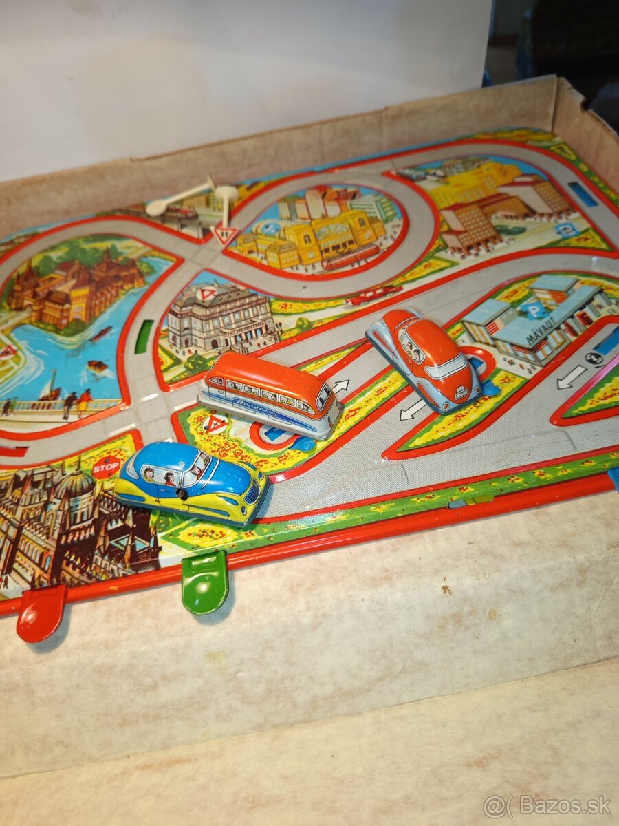 Plechová autodráha - 5