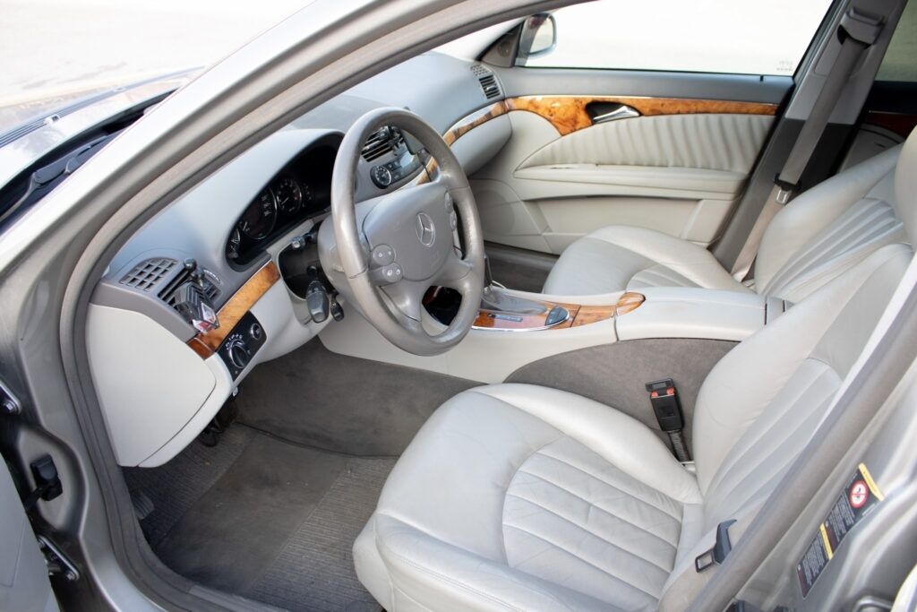 Mercedes E trieda 2006 - 5
