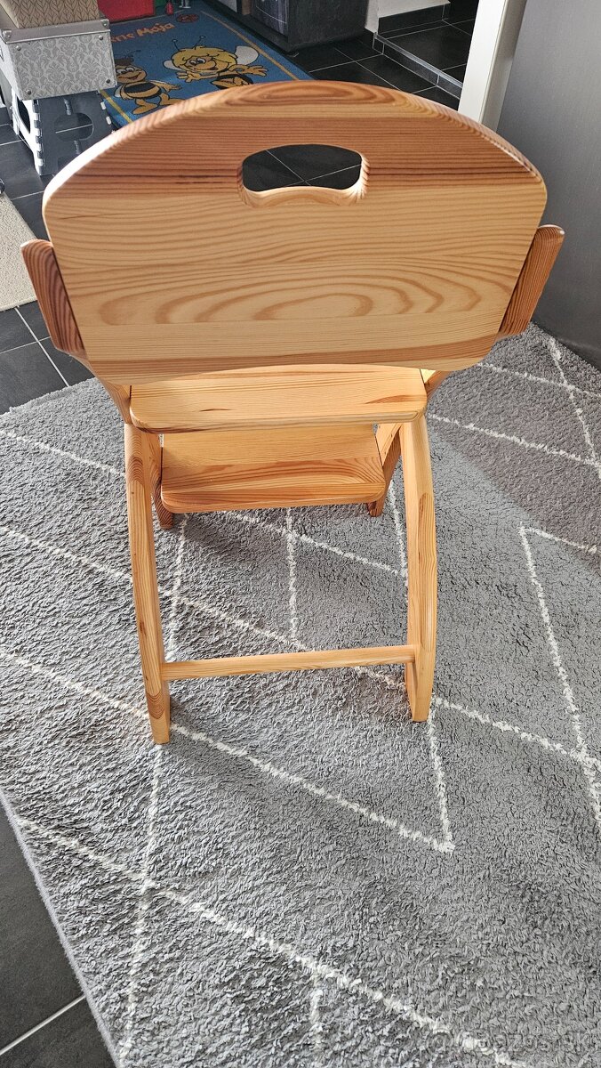 Detska rastuca stolicka z masivu - 5