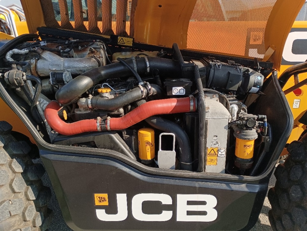 Teleskopický manipulátor JCB 560-80 AGRI XTRA - 5