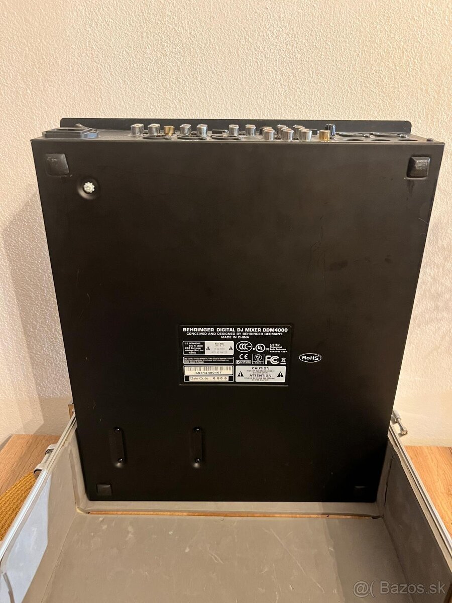 Behringer Digital DJ MIXER DDM4000 - 5