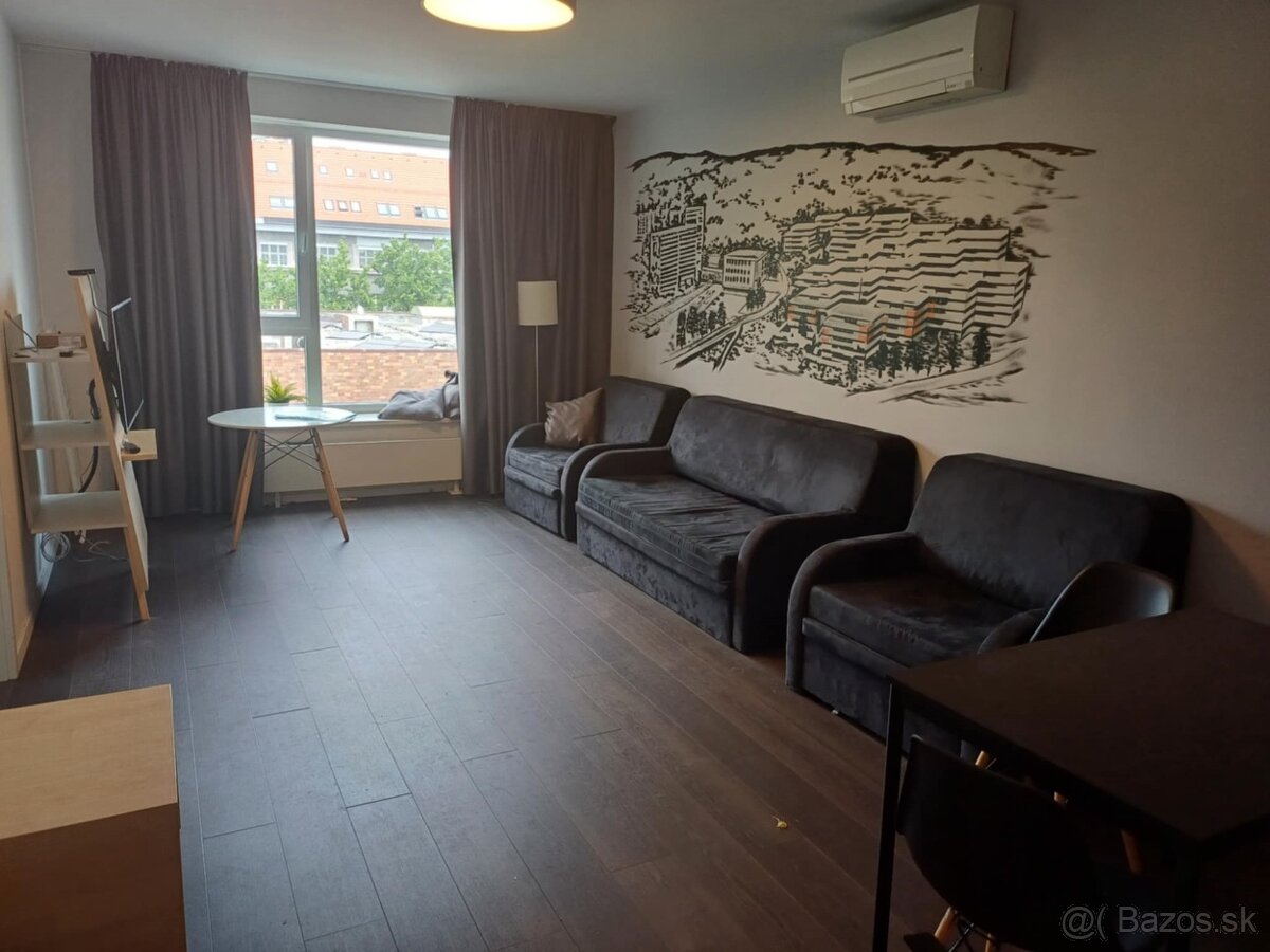 Ponúka na predaj 2-izb. byt, Žilinská ul., BA - Staré Mesto - 5