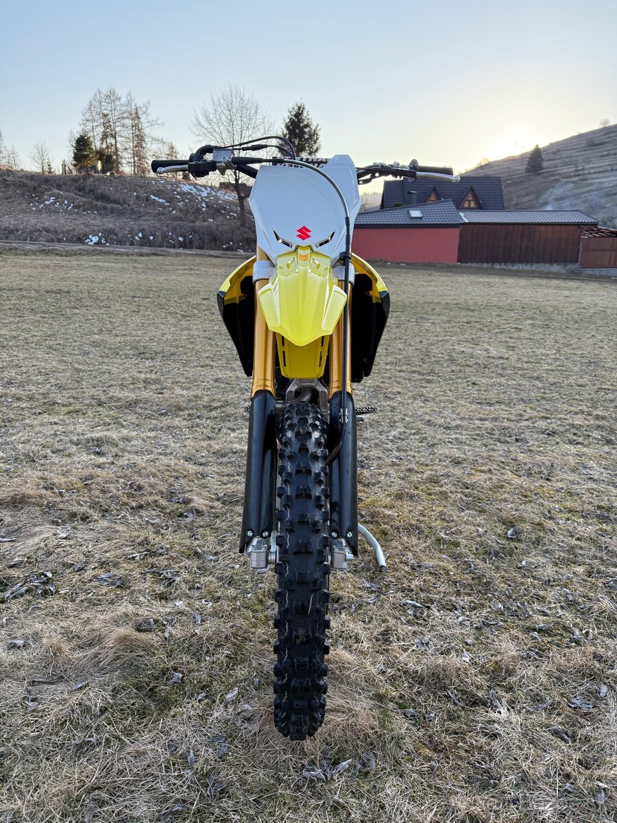 Suzuki RMZ 250