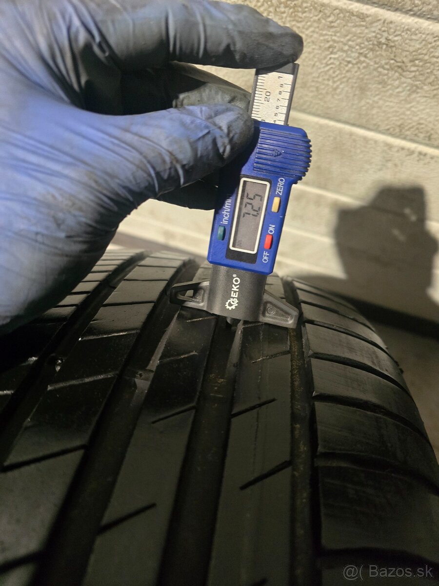Zánovné Letné Pneu GoodYear Efficient Grip 215/55 R17 - 5