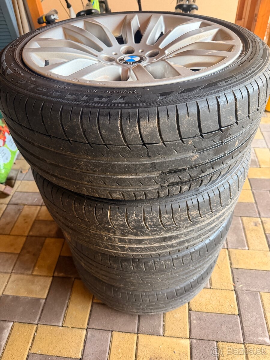 Disk originál BMW X1 R18 + letné pneu - 5