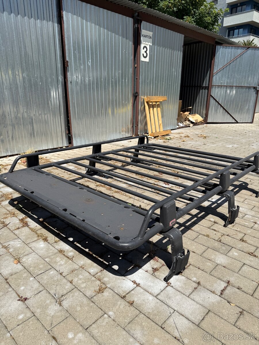 Stresna offroad zahradka ARB