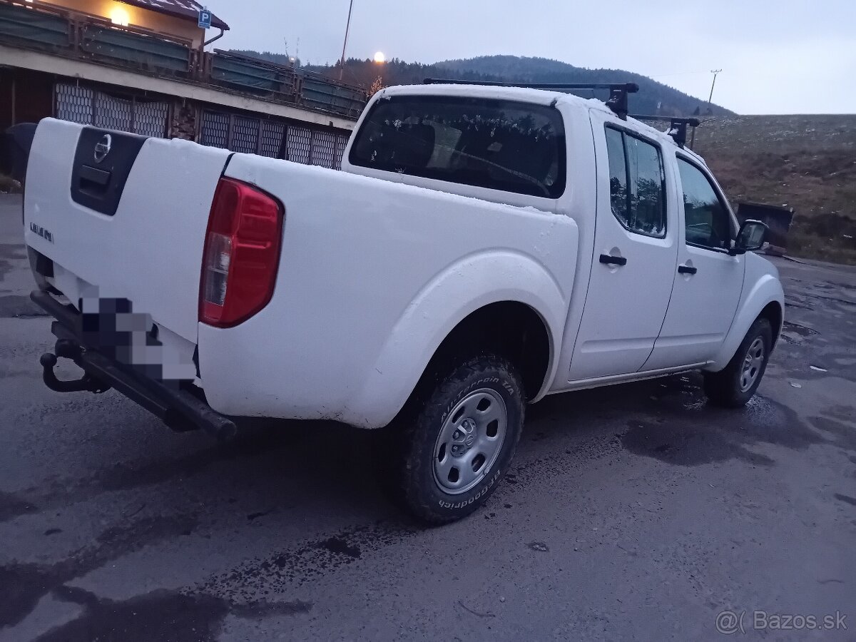 Nissan Navara 2,5 dci 4x4 nová STK a EK - 5
