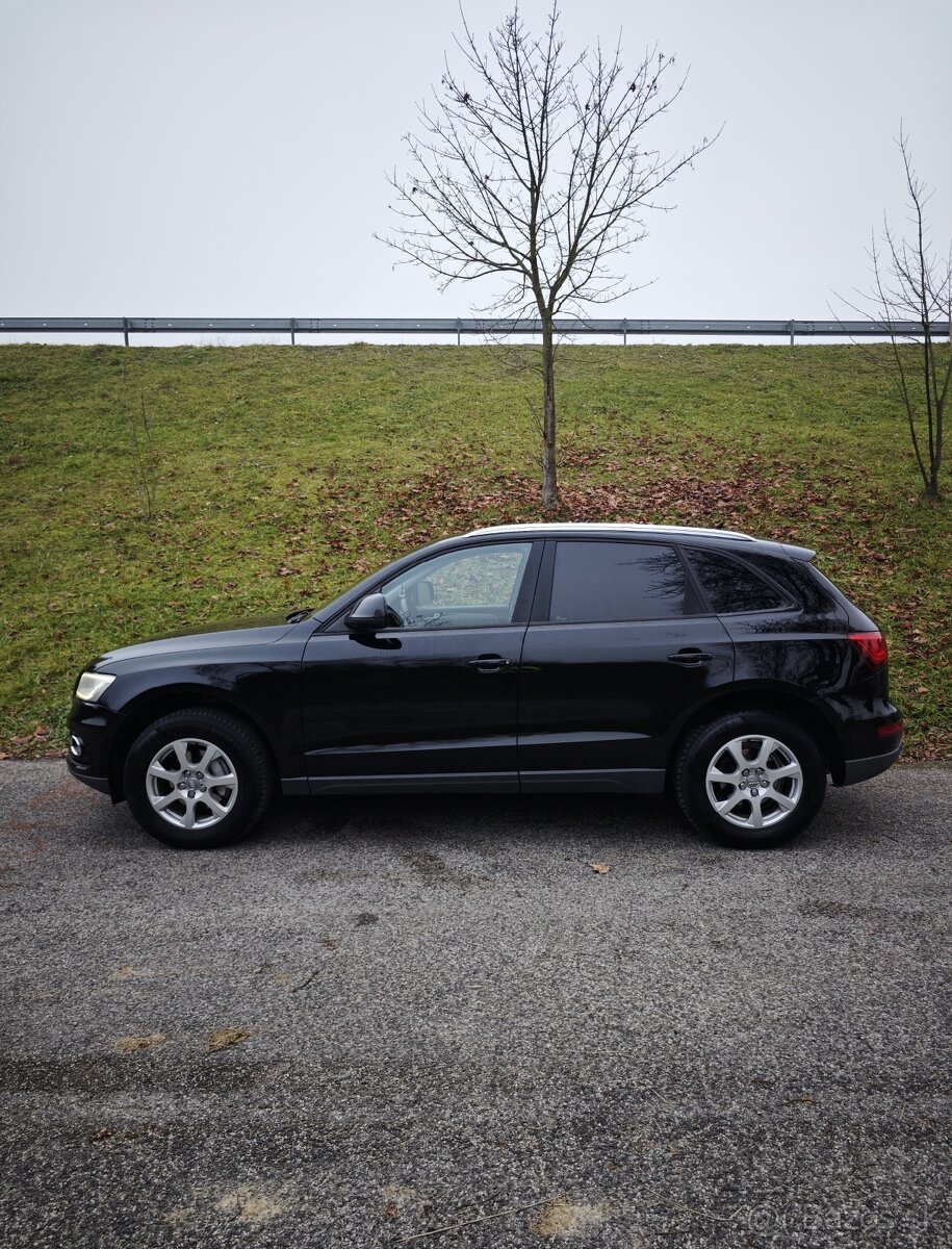Audi Q5 facelift 2.0 TDi automat QUATTRO
- 5