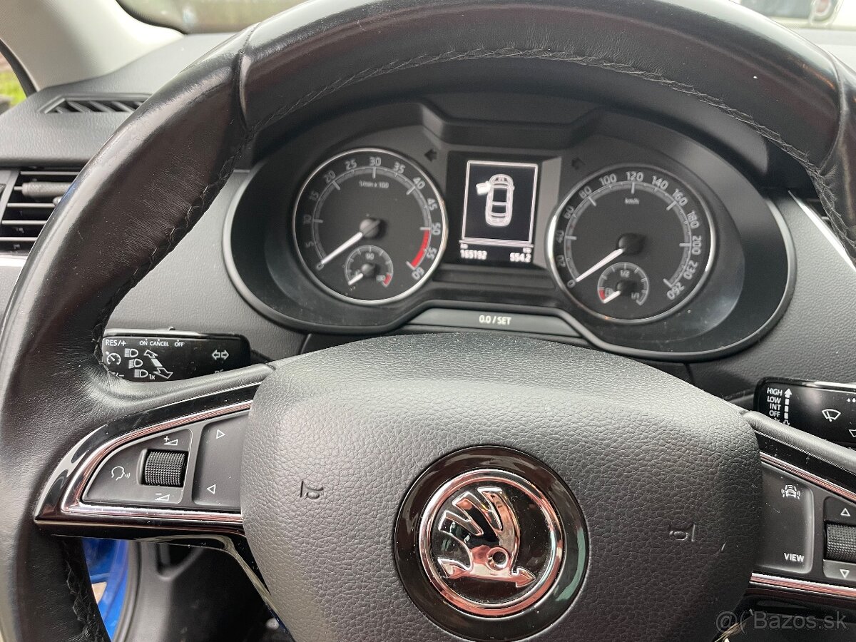 Škoda Octavia 1.6 TDi - 5
