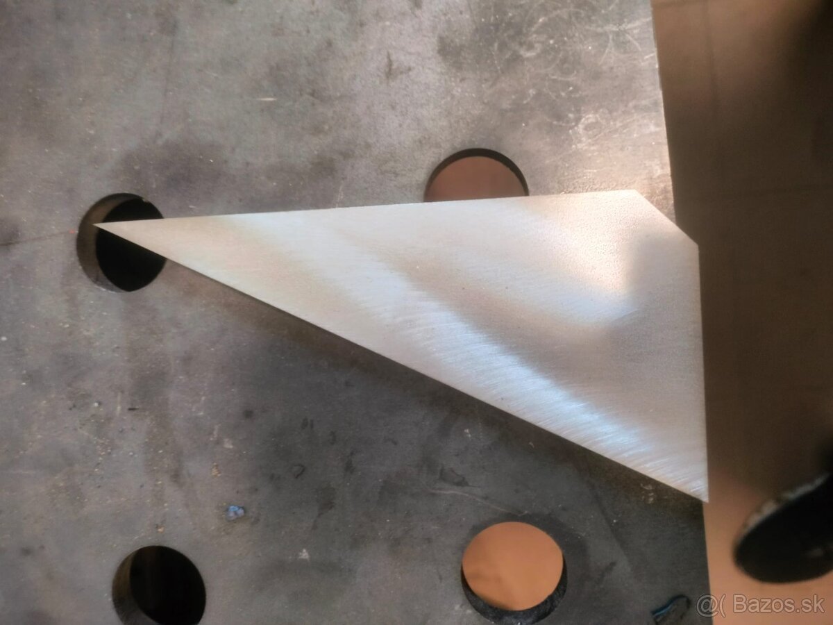 Kotviace platne nerez antikor 1.4301 - 5