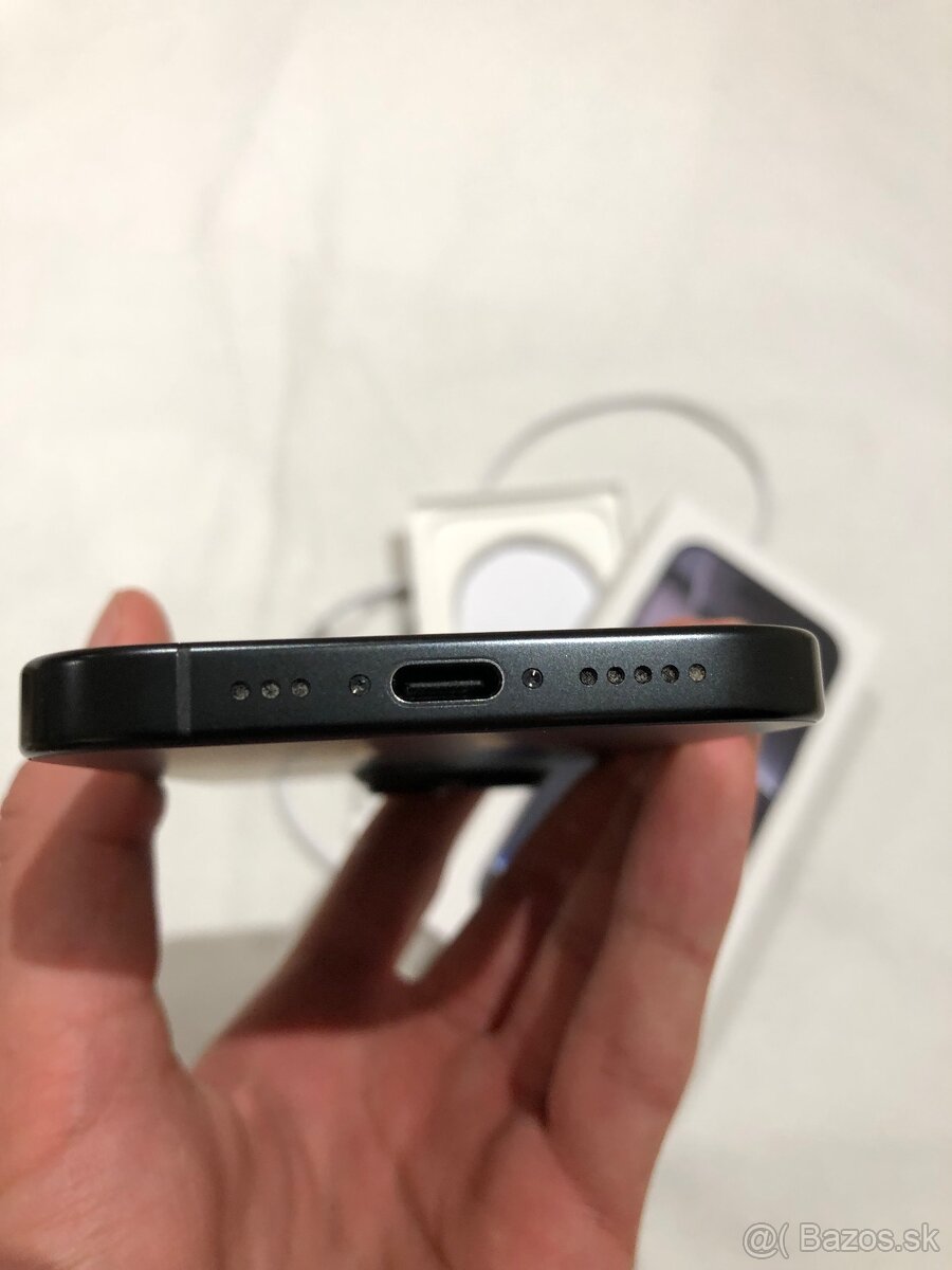 iPhone 16 Pro 128GB Čierny TOP stav - 5