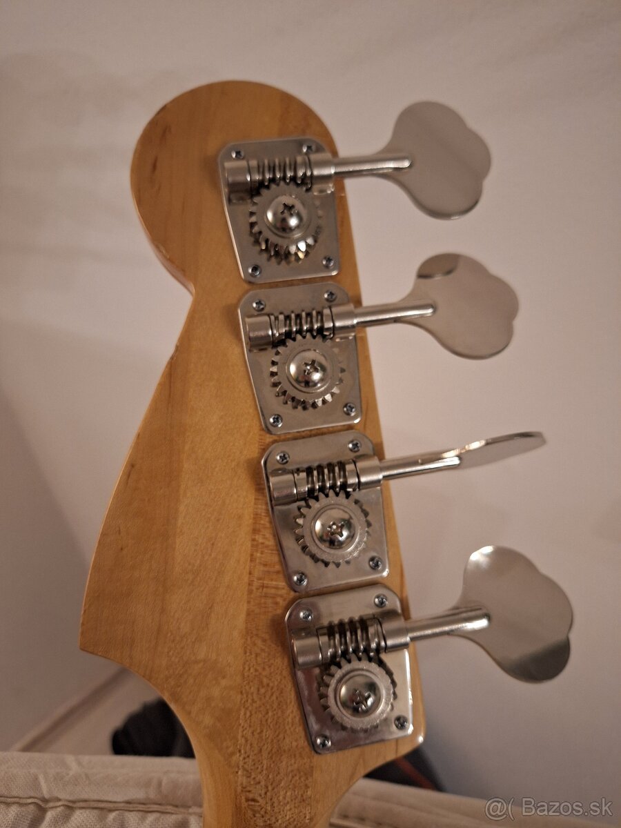 ibanez jazz bass - 5