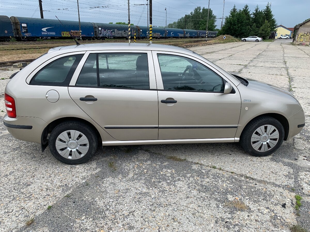 Škoda Fabia kombi 1,2 - 5