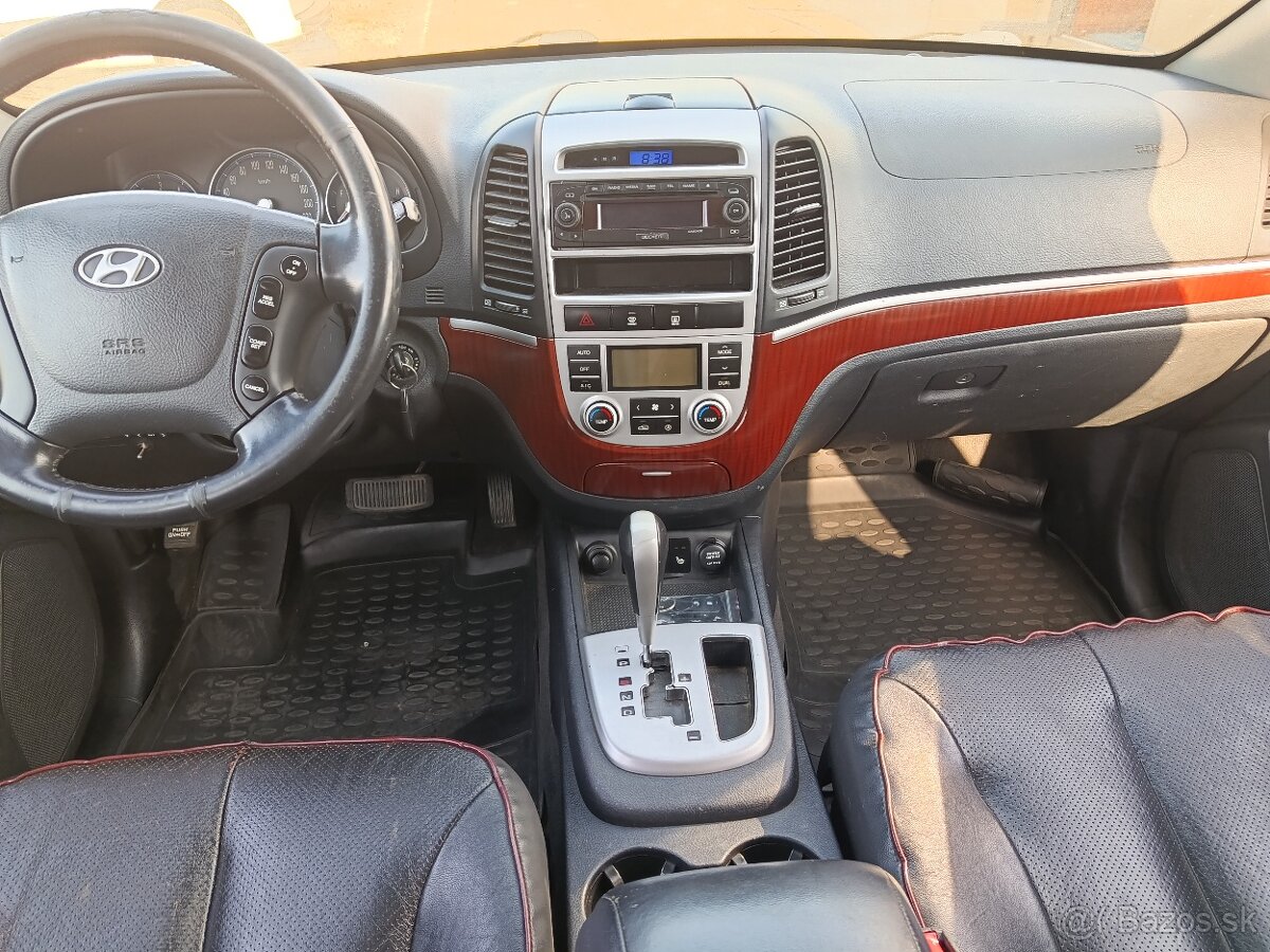 Hyundai Santa Fe - 5