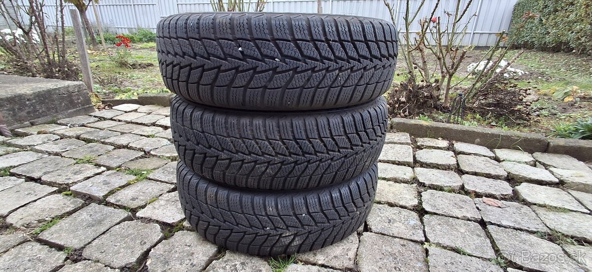 Jedna zimná pneumatika Matador Nordicca 175/70 R13 - 5