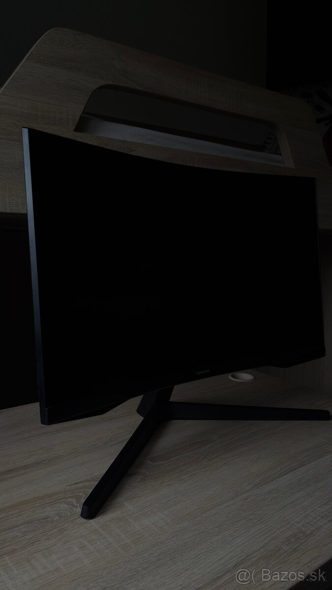 Monitor Samsung Odyssey G5 - 5