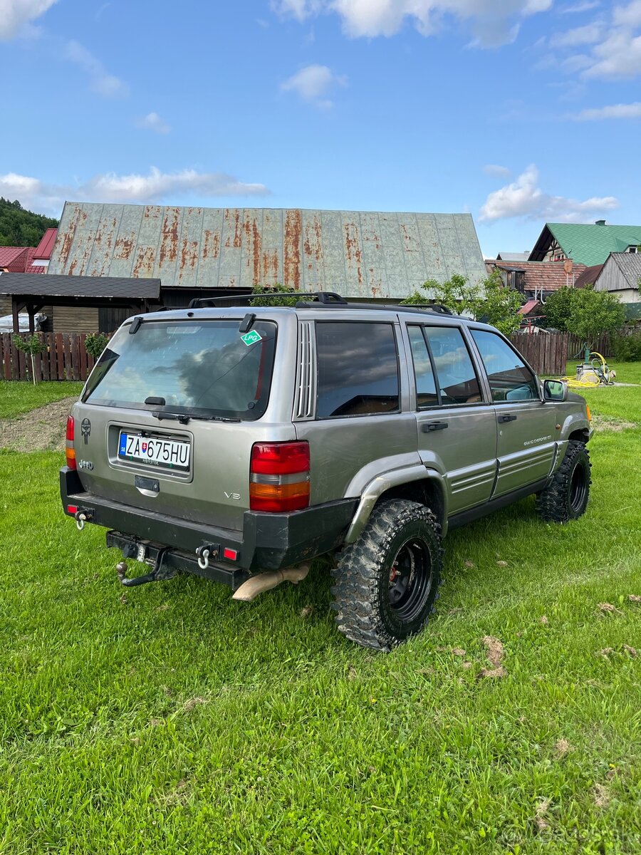 Jeep grand cherokee zj 5.2 V8