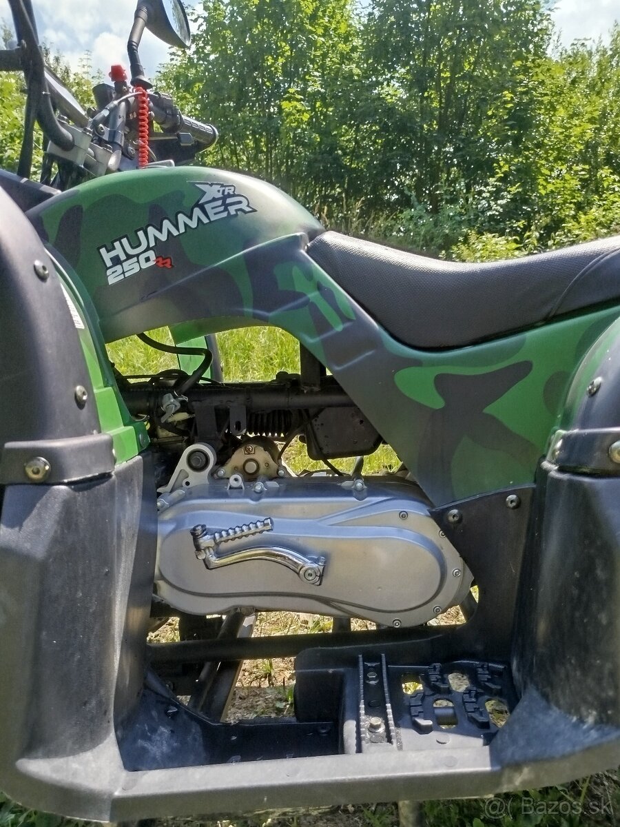 Štvorkolka Hummer XTR 250